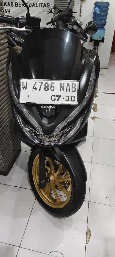 Tersedia juga PCX