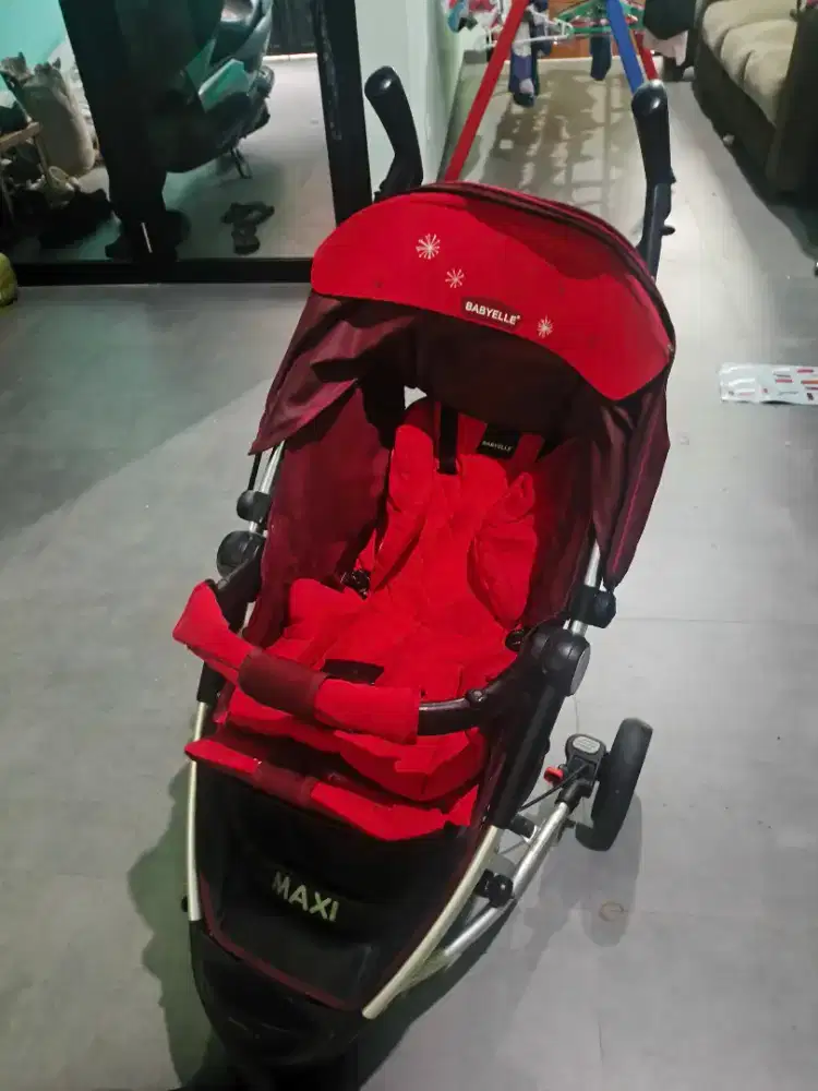 Stroller babyelle bekas