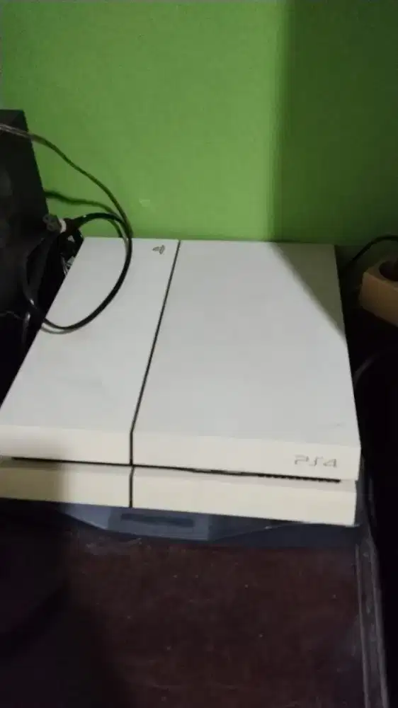 JUAL BUTUH PS 4 FAT