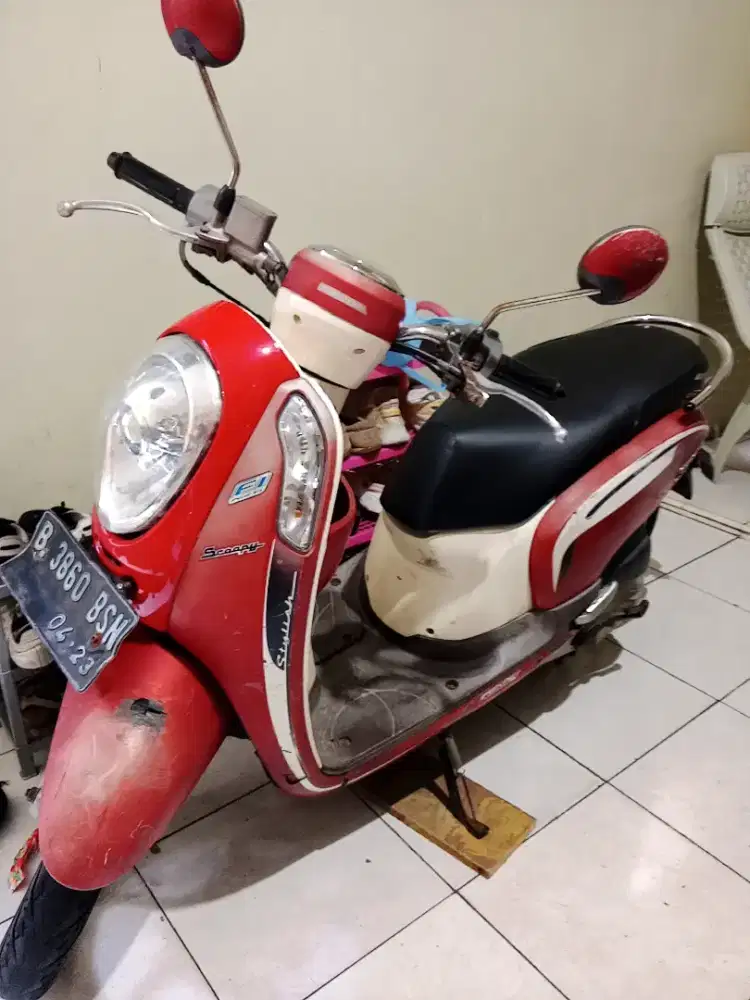 SCOOPY INJEKSI TAHUN 2013 MESIN ALUSS CAKEP