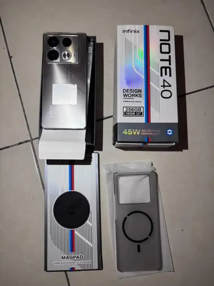 Infinix note 40 16/256 gb limited edition BMW racing edition