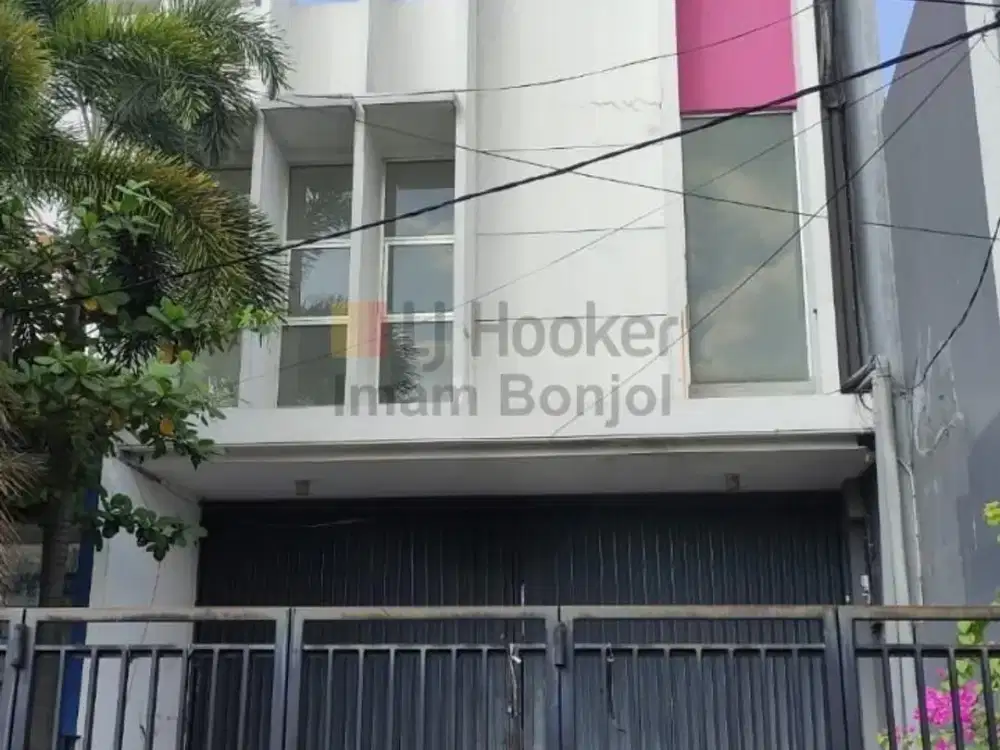 Ruko Siap Pakai,Cocok untuk Usaha dan Kantor Jl. M.T Haryono Semarang – 9711