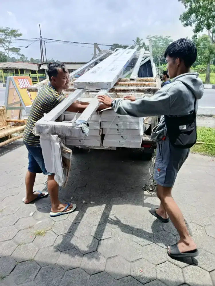 WALL PANEL DINDING MENERIMA ANTAR BAHAN & TERPASANG