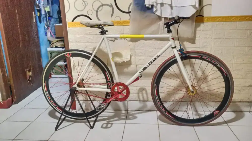 Di jual sepeda fixi