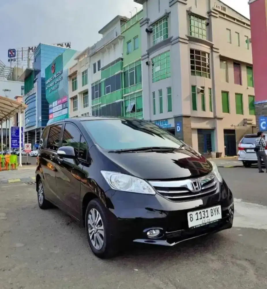 Honda Freed PSD E 2013