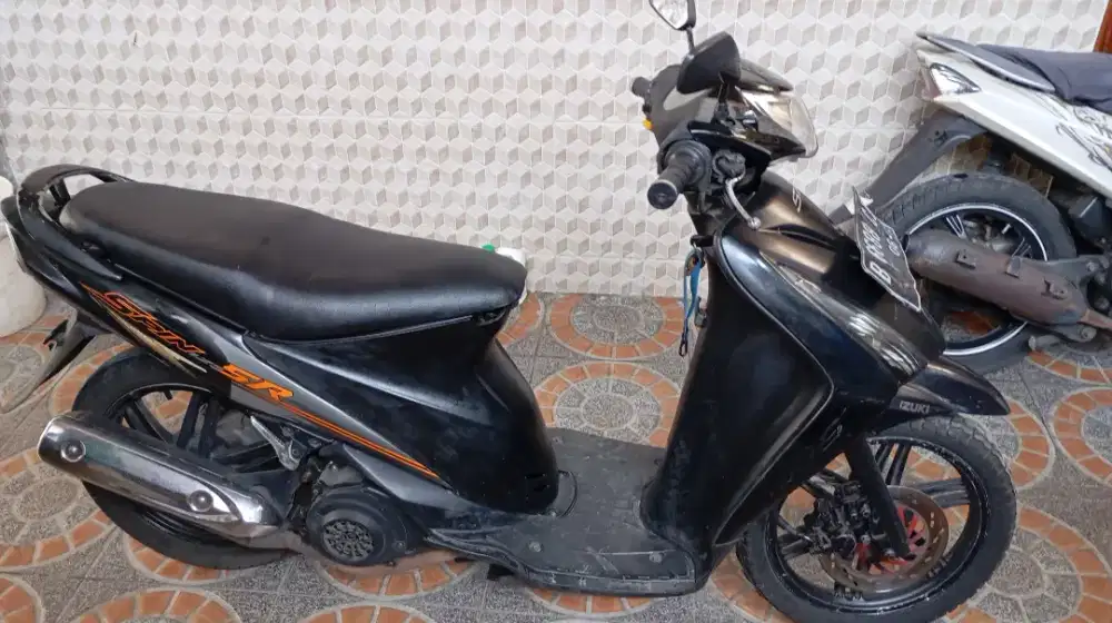 Spin 125 SR mesin bagus