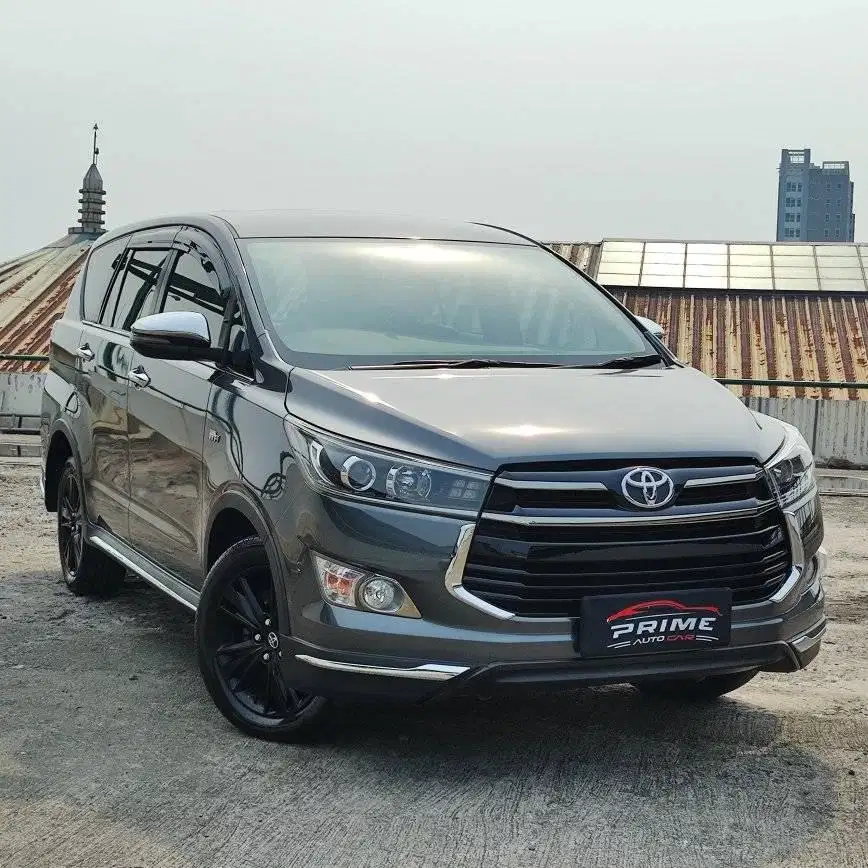 [DP 5 Jt] Toyota Kijang Innova 2.0 Venturer AT 2018 - RECORD - RAWATAN