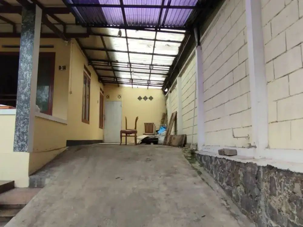 Dijual Rumah Jalan utama komplek Bumi sariwangi 1