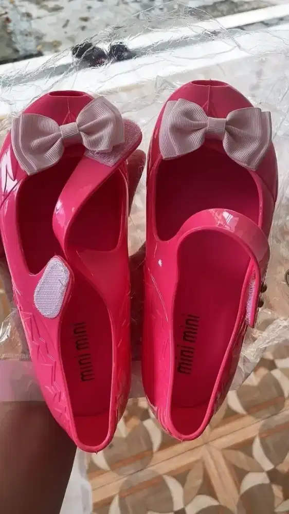 Sepatu jelly anak size 32
