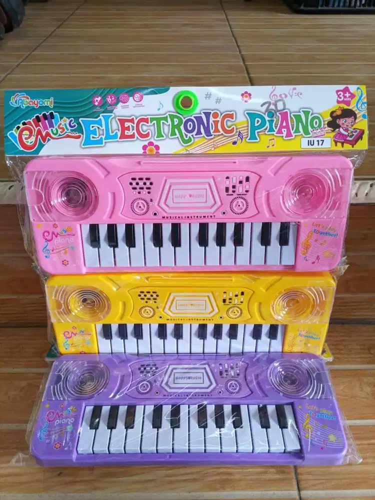 mainan anak piano baterai
