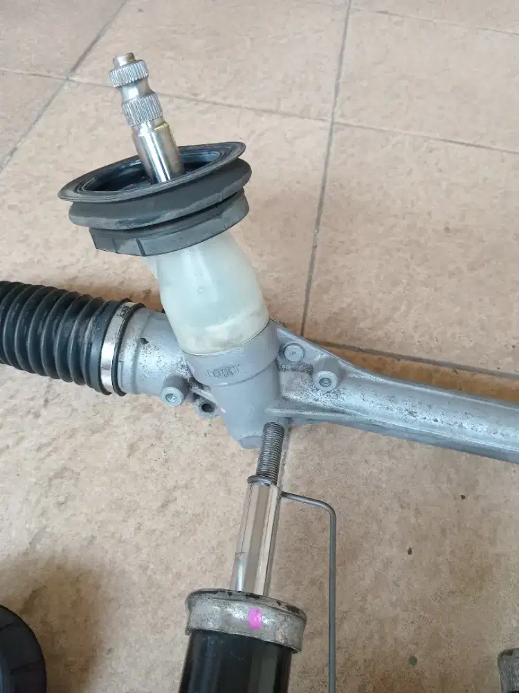 Rex stir n shockbreker dpn & blkg nissan march