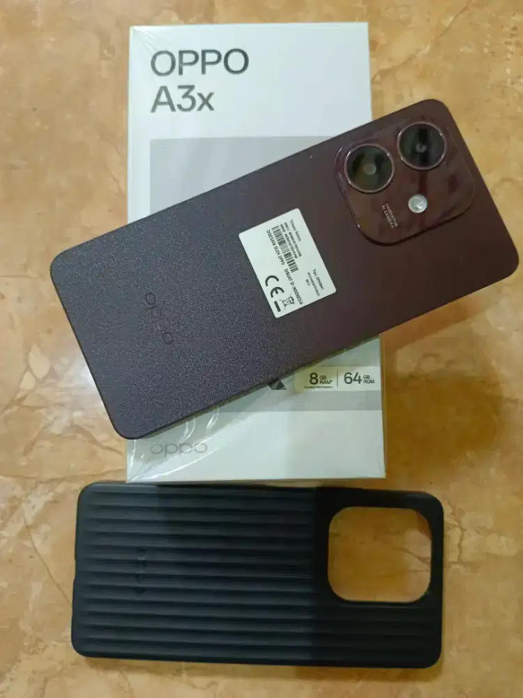 Jual Oppo A3x ram4/64 kondisi mulus segel 
Msh garansi smp 14/03/2026