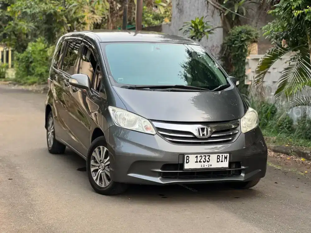 Honda Freed SD AT 2014 AC Double Blower Abu abu