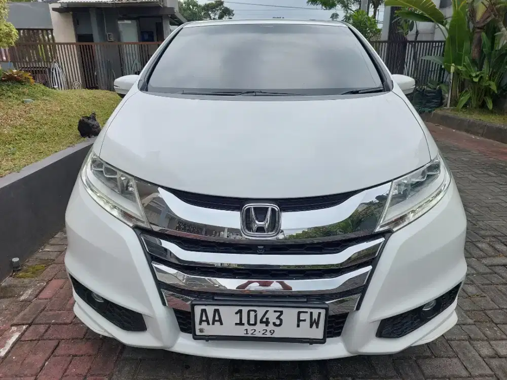 Odyssey E Prestige 2015 plat AA km low istimewa