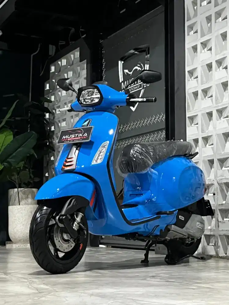 Second Like New‼️Vespa Sprint S ABS 2025. Plat L. DANNY Mustika Motor