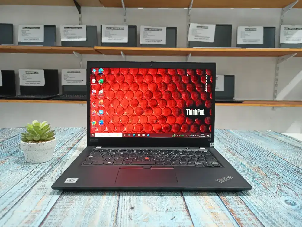 Laptop bekas Lenovo Thinkpad X390, Intel Core i5-Gen10 Ram 8 GB