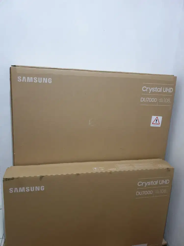 SAMSUNG SmartTV Digital 43 inch 4K UHD. 100% Gres, bisa Cod + Setting