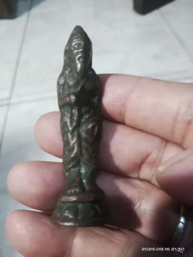 Patung unik sepoh begawan Abiyoso.