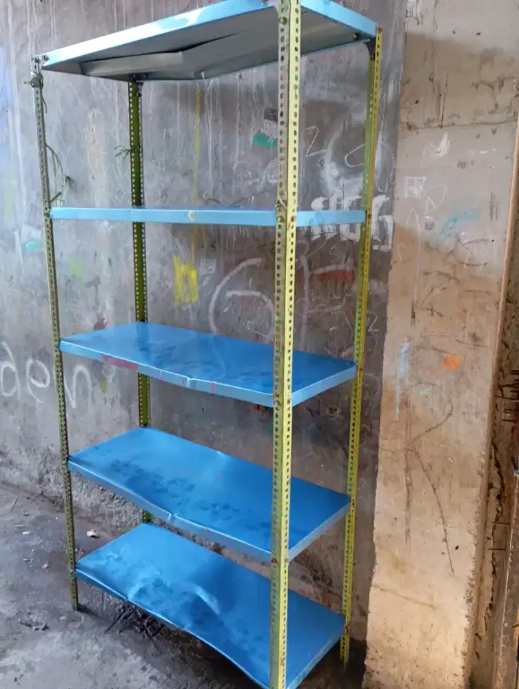 RAK BESI BEKAS JUALAN WARUNG