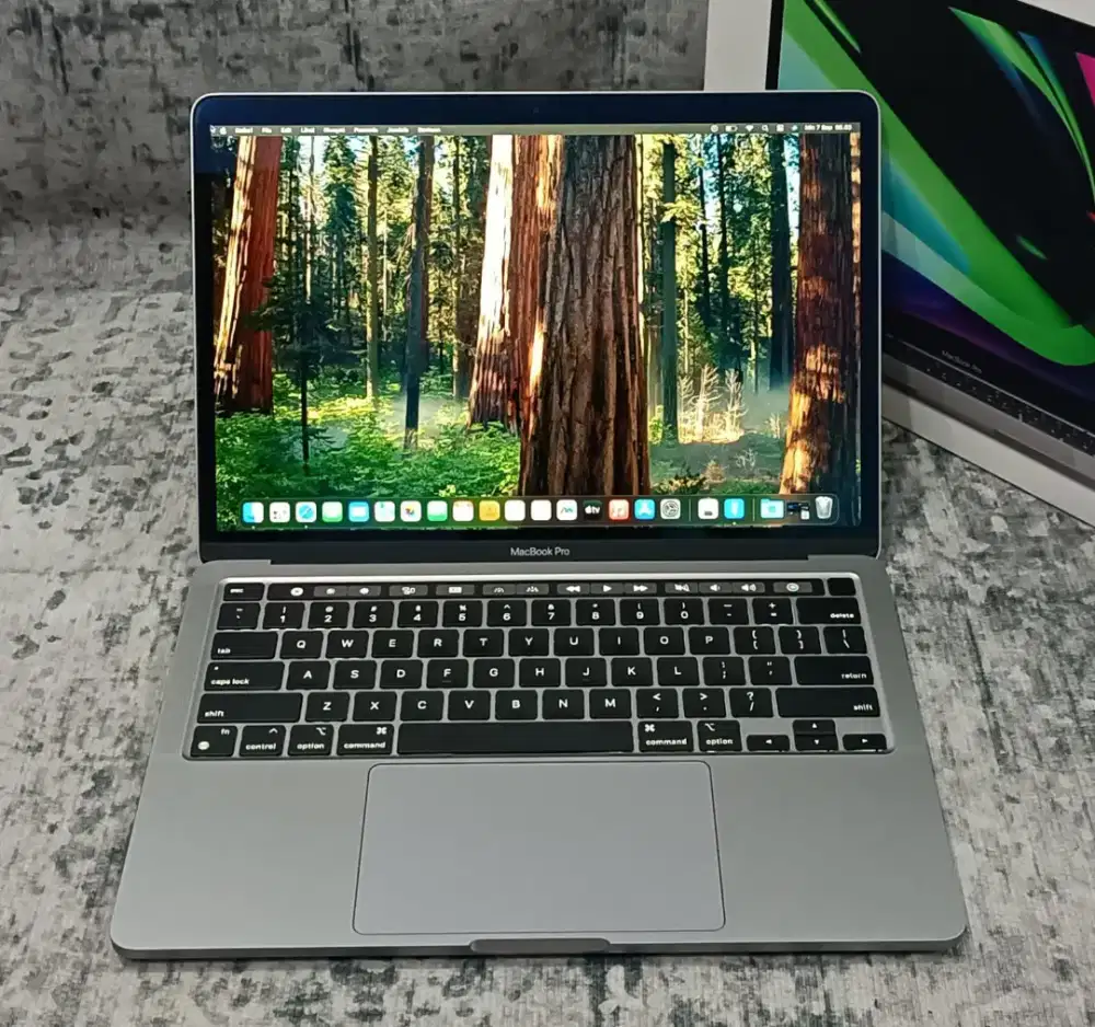 MacBook Pro M1 2020 13 TouchBar 8GB 256GB Gray Fulset Like New