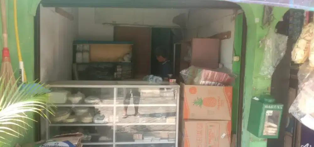 Etalase murah masih bagus