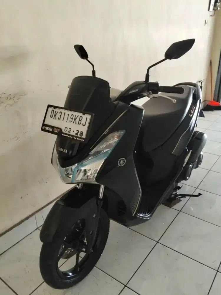 DP 2,1 JT/ BUNGA MENURUN 2% / YAMAHA LEXI TAHUN 2023