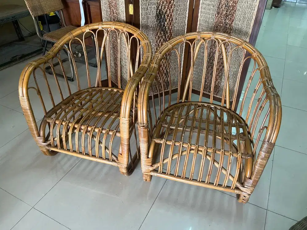 Kursi Teras Rotan Alami Estetik
