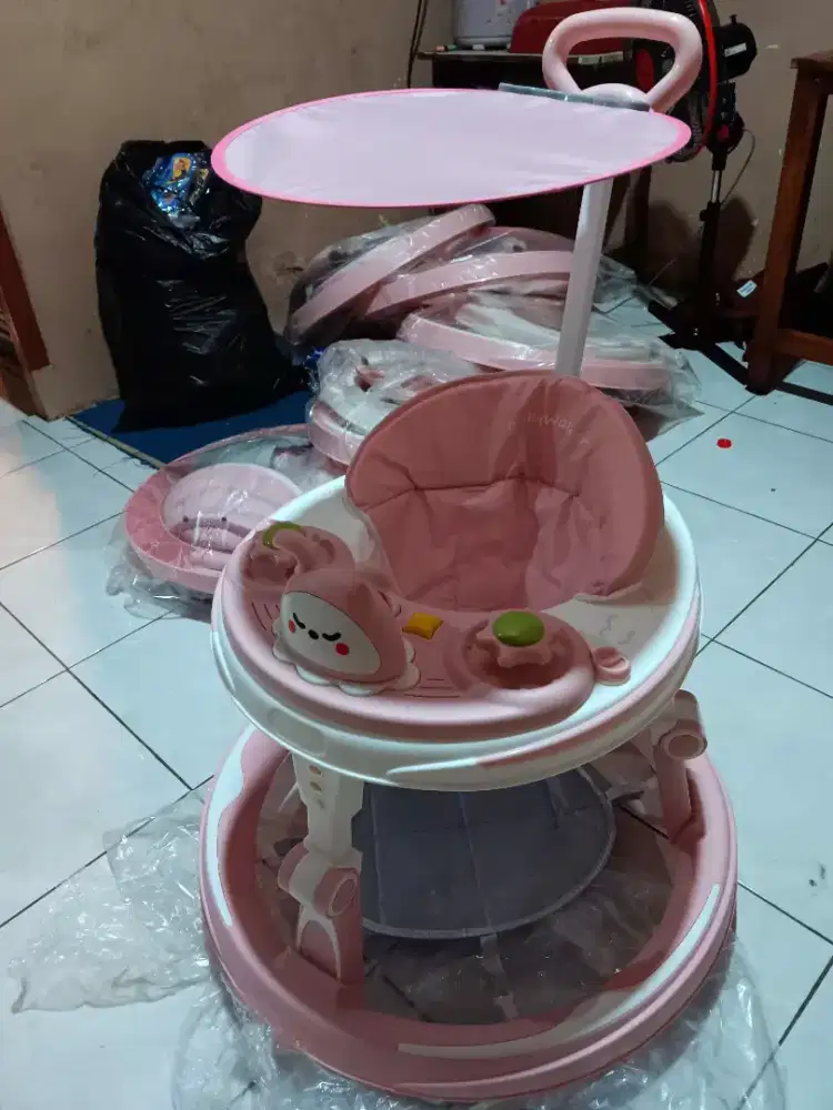 BARU Baby walker plus dorongan dan kanopi