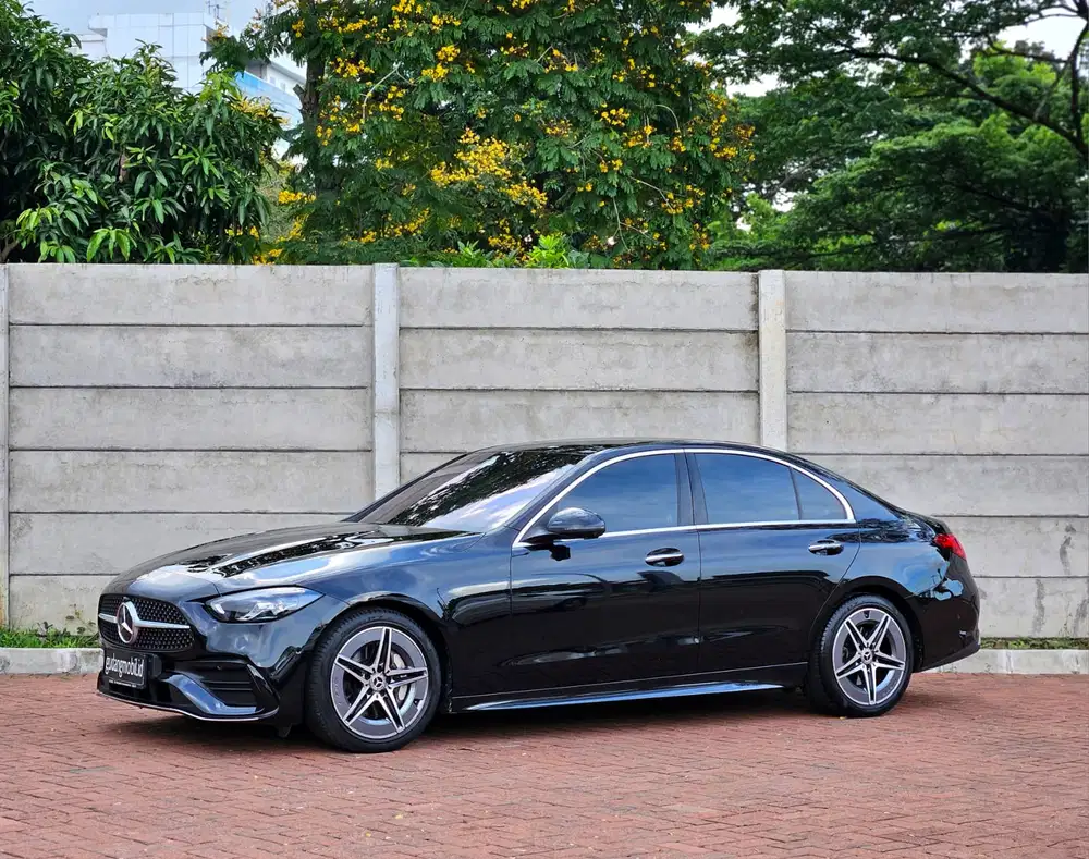 Mercedes-Benz C300AMG 2024