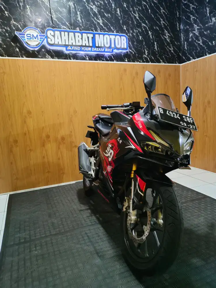 CBR 150 R TH 2021 MULUSS SIAP PAKAI