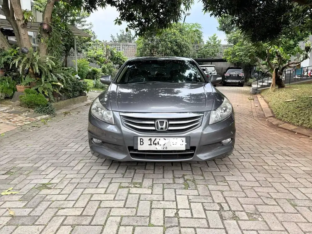 Honda Accord 2013 VTi-L A/T Pemakaian Pribadi Mulus
