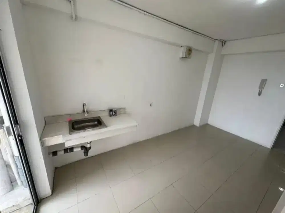 For rent 2BR kosongan Tower Edelweis Apart Bassura City