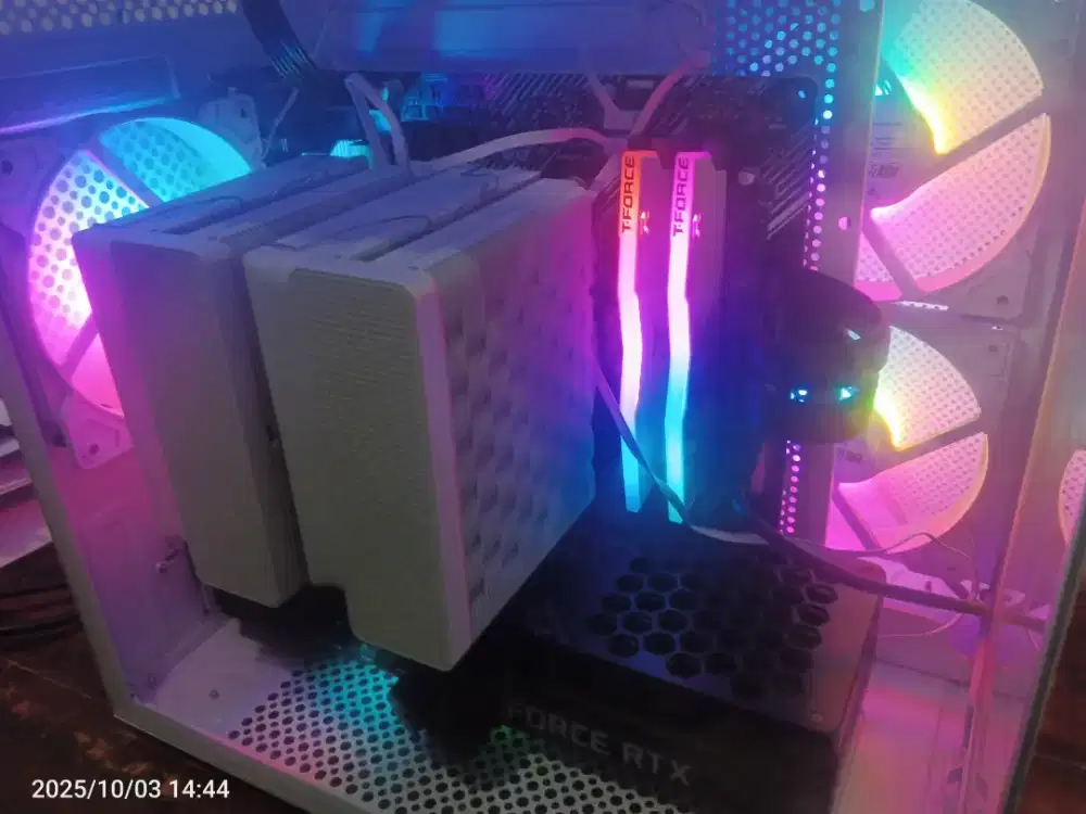 Dijual PC Gaming Editing – Ryzen 5 5600 + RTX 3070 Ti (6 Bulan Pakai)