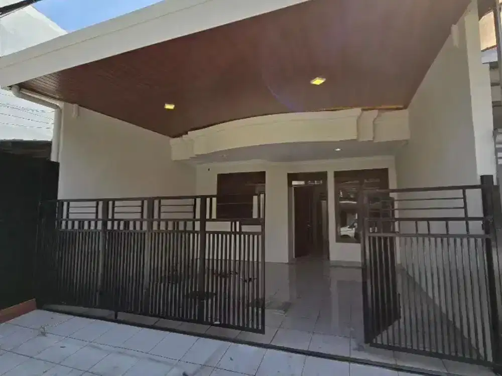 Di Jual Rumah Babatan Pantai Baru Renov