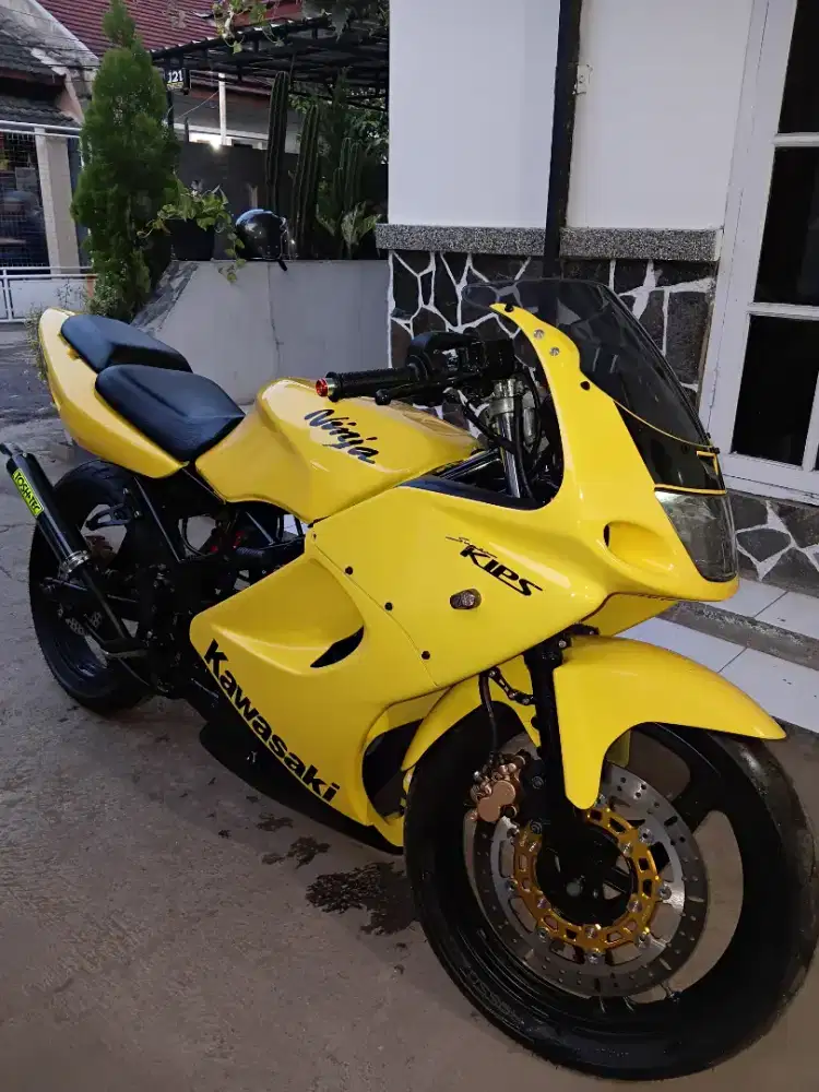 Ninja RR tahun 2011 old
