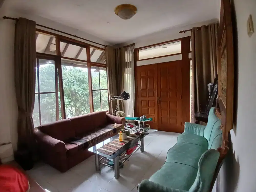 Rumah Asri 2 Lantai Siap Huni di Setra Murni, Bandung