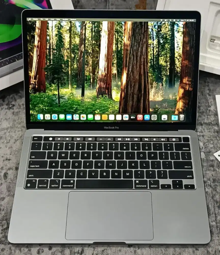 MacBook Pro M2 2022 13 TouchBar 8GB 256GB Gray Fulset iBox Like New