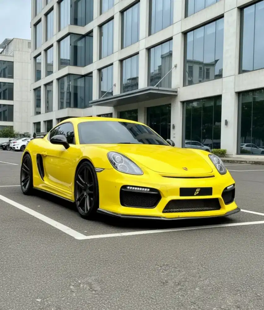 Porsche cayman Gt4