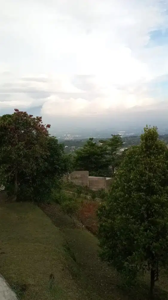 Tanah Untuk Villa View Lepas Daerah Cijeruk Sudah Pagar Keliling