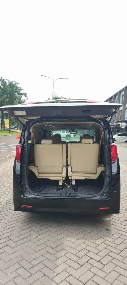 Toyota Alphard 2018 Bensin