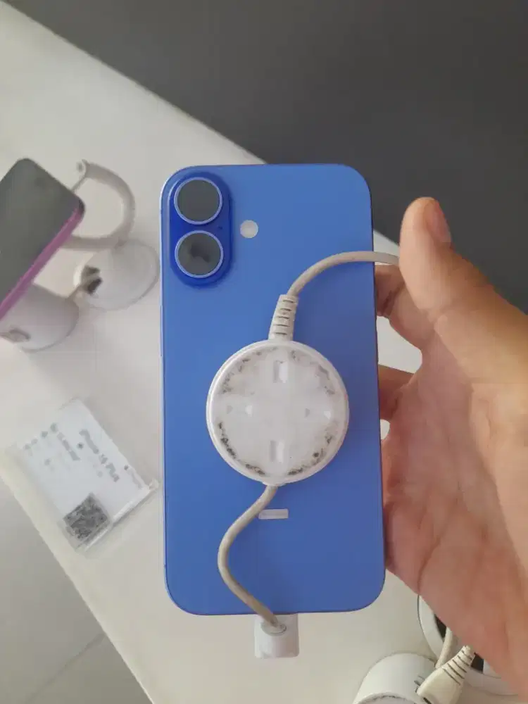 iPhone 16 128gb