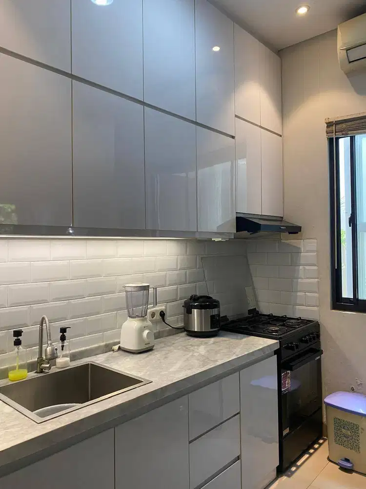 JUAL CEPAT DAN MURAH !! RUMAH KOMPLEK NYAMAN  SAVIA BSD NUSALOKA