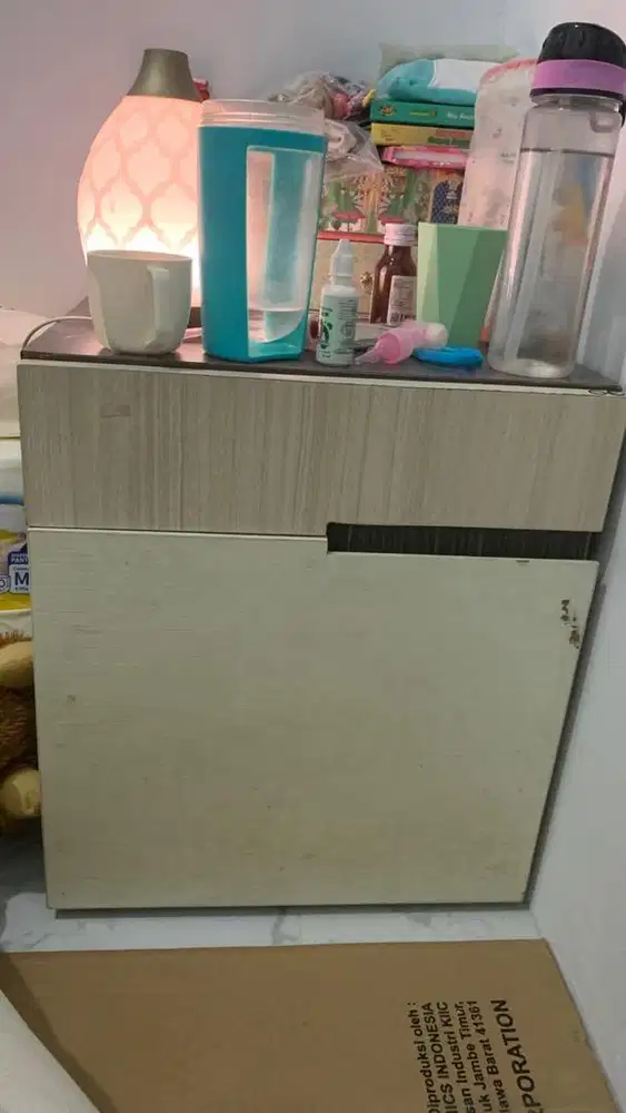 Buffet / lemari kecil