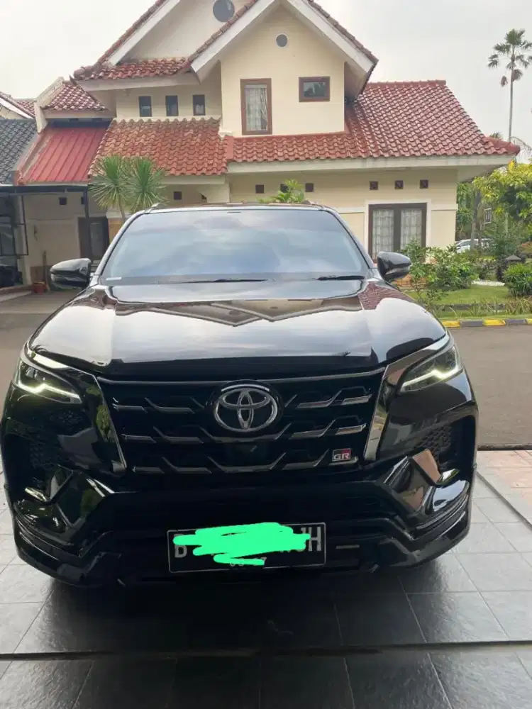 Jual mobil Toyota Fortuner..