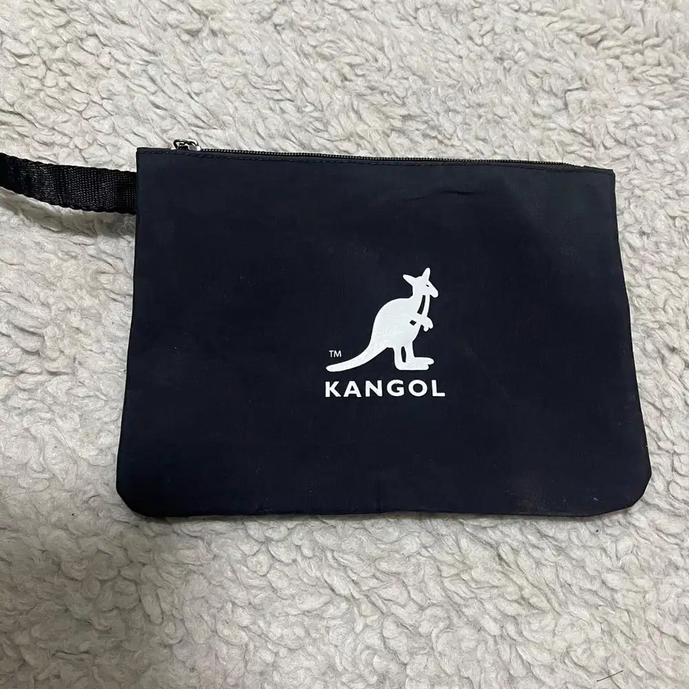 Pouch Kangol second