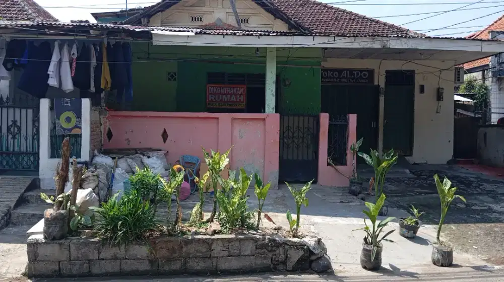 Di Kontrakan Rumah Besar Manggarai Jakarta Selatan