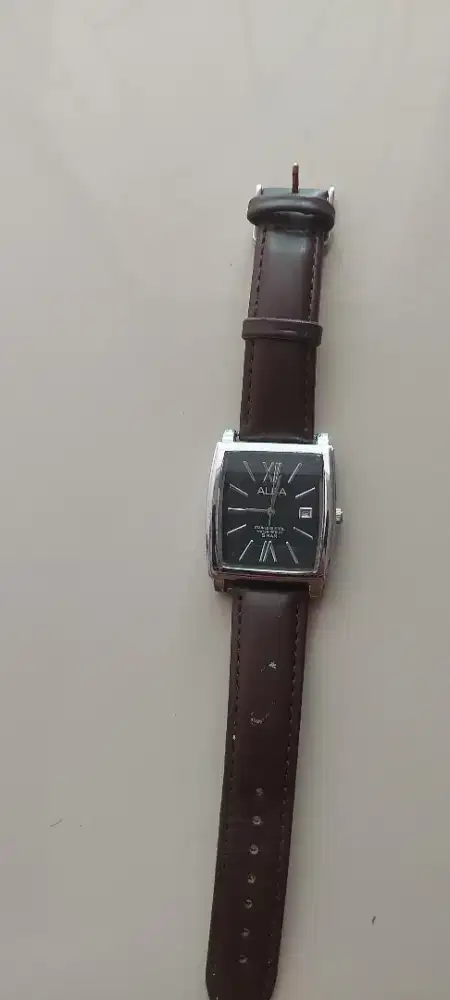 Jam Tangan Alba