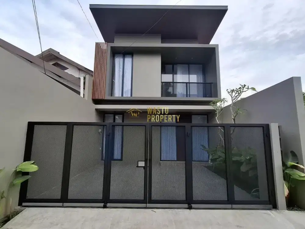 RUMAH MEWAH 2 LANTAI FULL FURNISHED – STRATEGIS DEKAT TUGU JOGJA