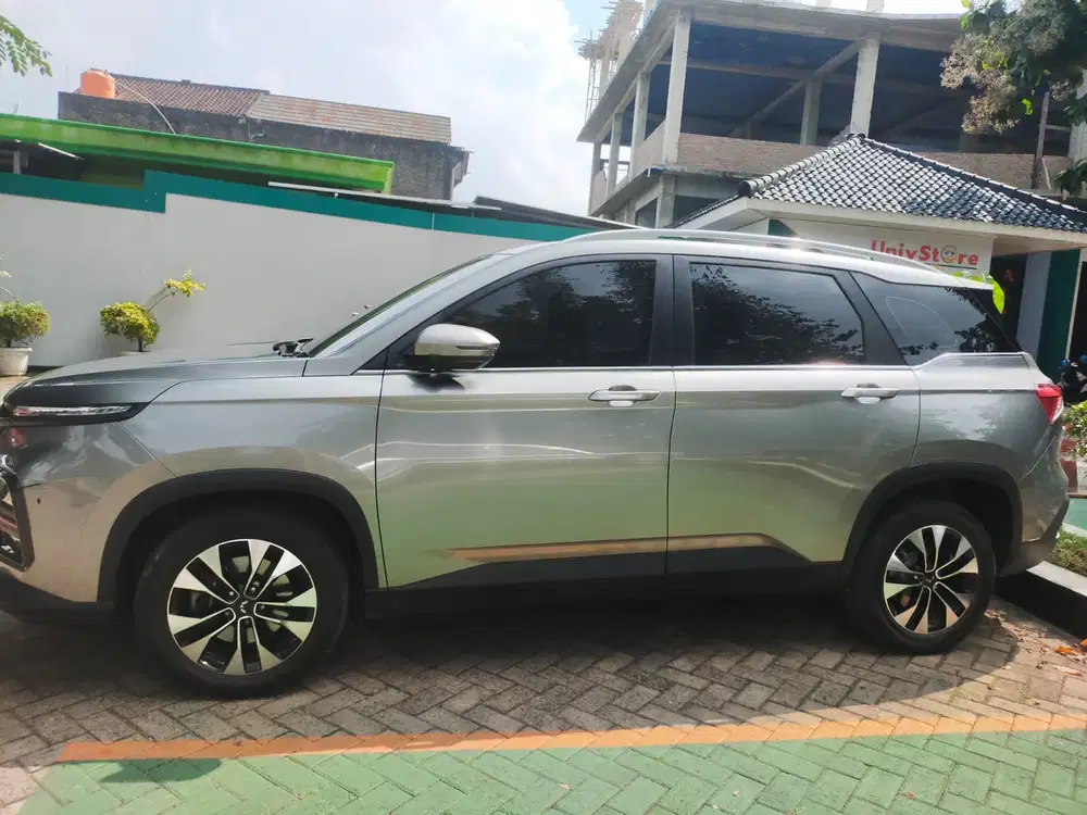 Wuling Almaz RS 2023 Bensin