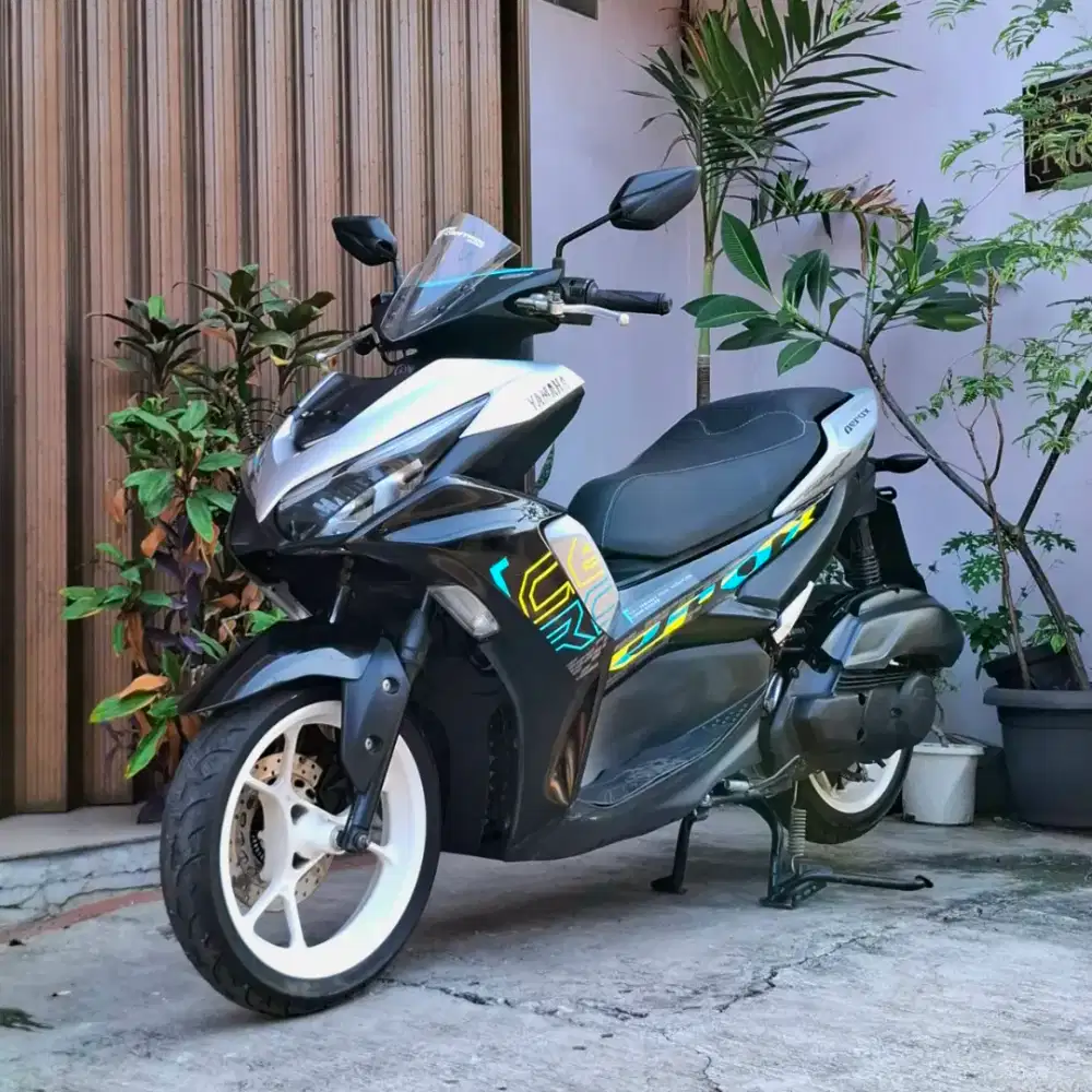 All New Yamaha Aerox Connected 155 cc Tahun 2024ISTIMEWA